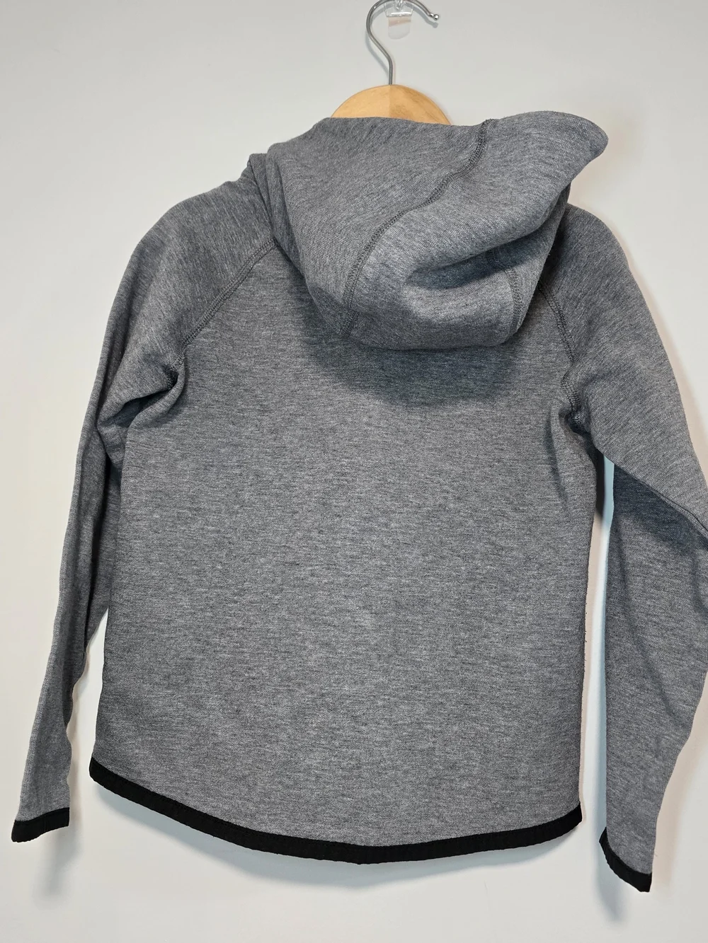 Kids GapFit Tech Hoodie In Gray Black Trim 5yrs